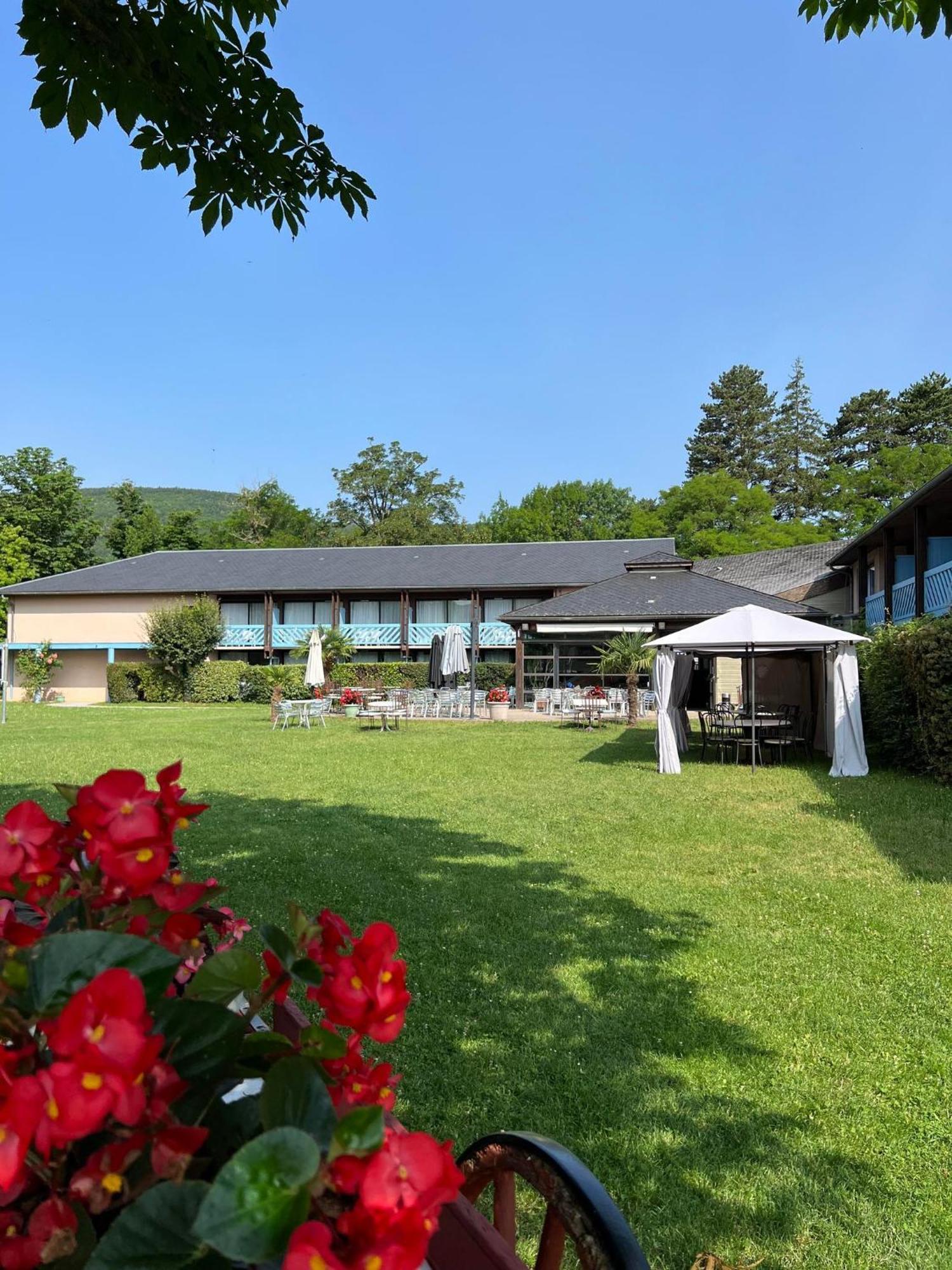 Domaine Du Roc Nantais Hotel ภายนอก รูปภาพ